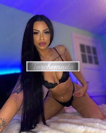 Girl Isabella  Latina