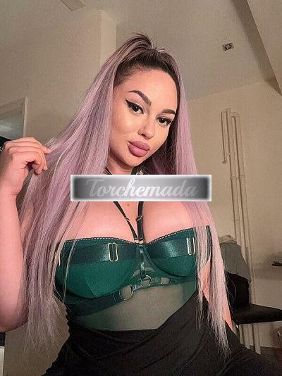 Girl Calda Bambola  Macerata