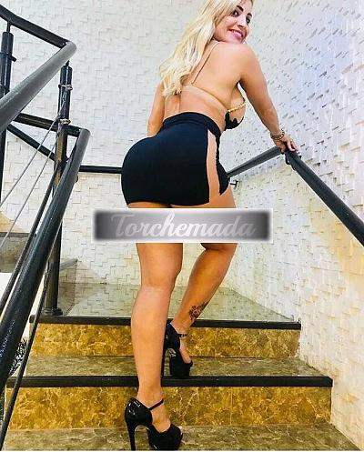 Girl Esplosiva Femmina  Genova