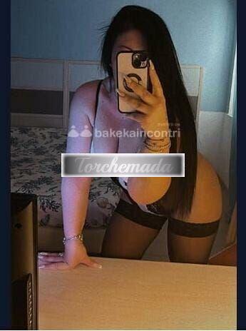 Girl Esplosiva Bambola  Latina