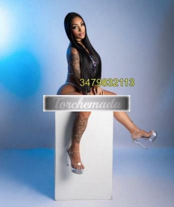 Girl Trasgressiva Femmina  Lucca