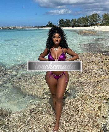 Girl Felina Ragazza  Bergamo