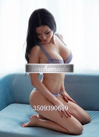 Girl Ragazza asiatica novità  Siena