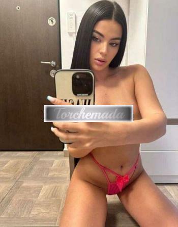 Girl Felina Attrice  Bari