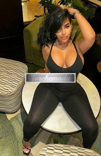 Girl Isabel Regina  Crotone