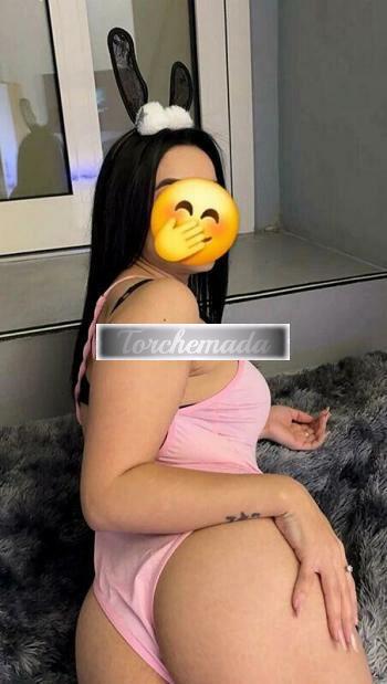 Girl Felina Coinvolgente  Lucca