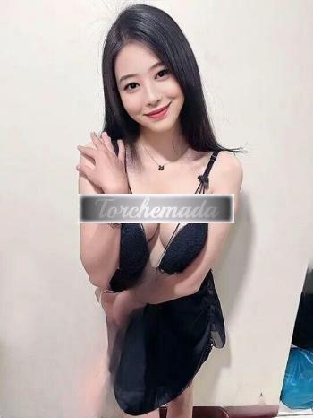 Girl Felina Girl  Lodi