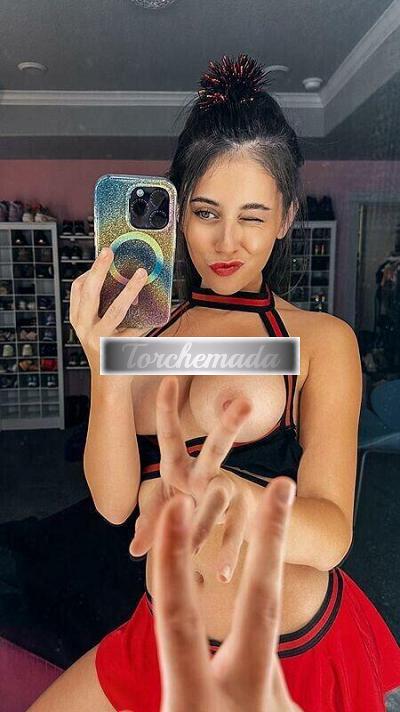 Girl Strepitosa Esibizionista  Udine