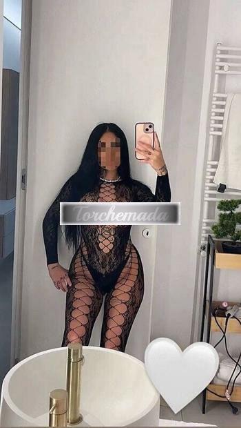 Girl Felina Sirena  Lodi