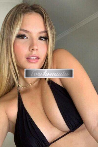 Girl Bomba Dolce Passione Naturale  Milano