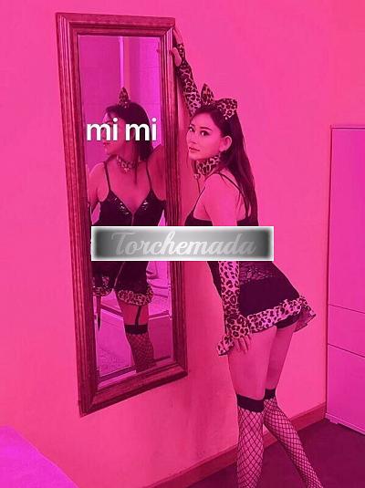 Girl Esplosiva Femmina  Genova