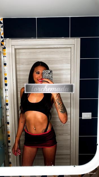 Girl Spettacolare Ragazza  Cascina