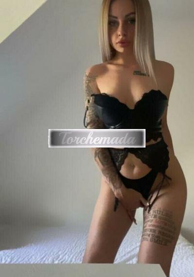 Girl Vieni a sverginare il mio lato B  Avellino