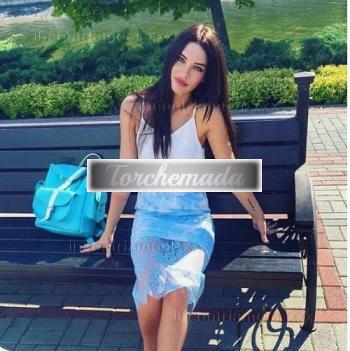 Girl Strofina il tuo cazzo sulla mia figa  L'Aquila