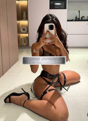 Girl Vogliosa Femmina  Brindisi