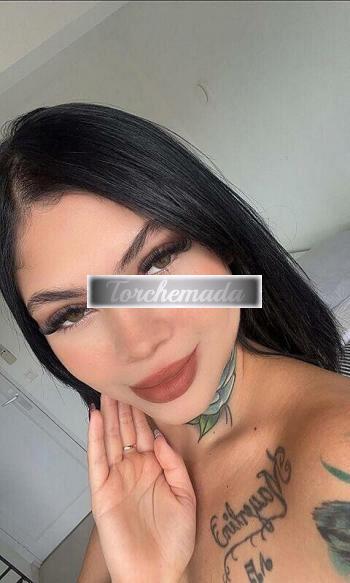 Girl Strepitosa Femmina  Lecce