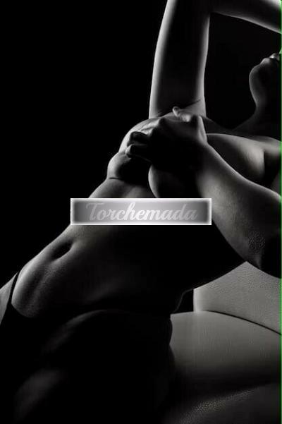 Girl Trasgressione e complicità  Latina