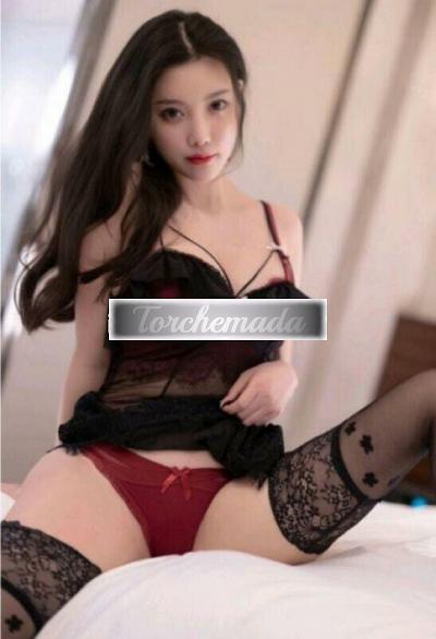Girl Ragazza orientale porcellona  Macerata