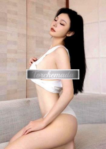 Girl Asiatiche che vogliono prendere cazzi  Pordenone