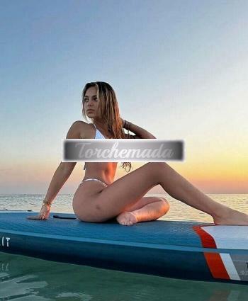 Girl Esplosiva Esibizionista  Torino