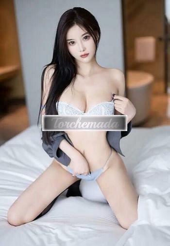 Girl Esplosiva Femmina  Caserta