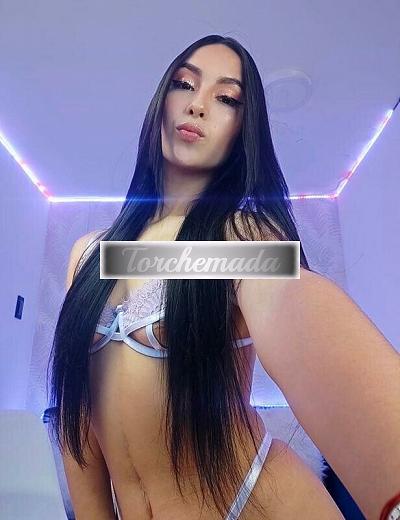 Girl Felina Coinvolgente  Lecce