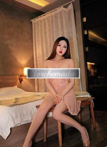 Girl Estasi Asiatica Profonda  Pavia