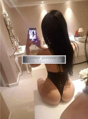 Girl Strepitosa Ragazza  Reggio Emilia
