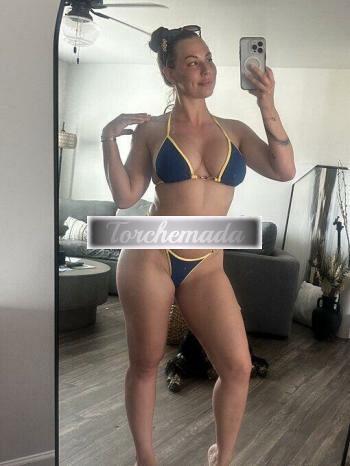 Girl Felina Esibizionista  Piacenza