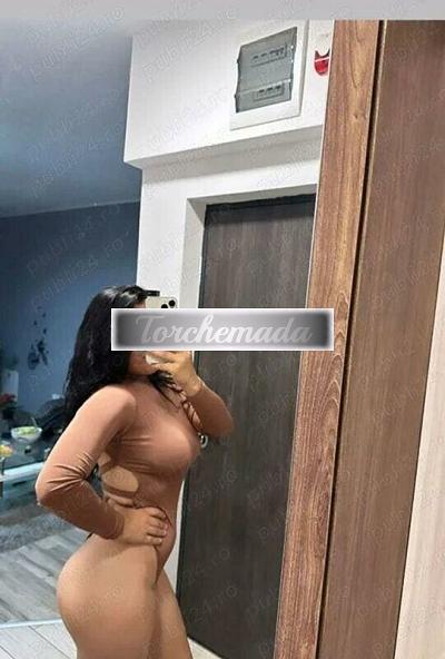 Girl Strepitosa Femmina  Napoli