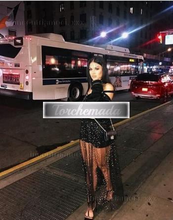 Girl Strofina il tuo cazzo sulla mia figa  L'Aquila