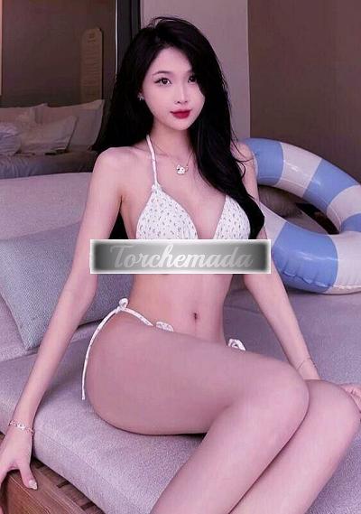 Girl Incanto Eroico Asiatico  Verona