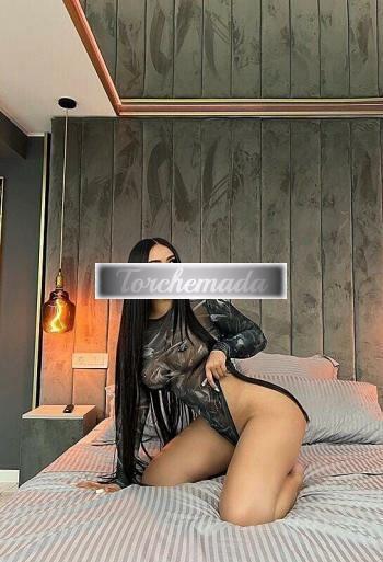 Girl Bellissima Ragazza  Cremona