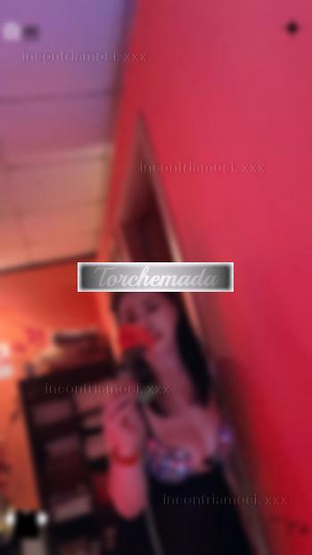 Girl Calda Maestra  Reggio Emilia