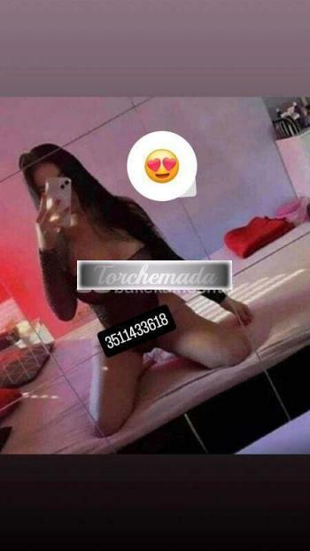 Girl Vieni, dietro la porta troverai me  Piacenza