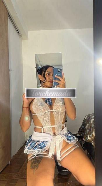 Girl Strepitosa Esibizionista  Brindisi