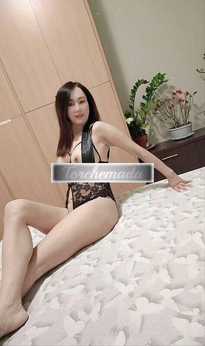 Girl Felina Coinvolgente  Cosenza