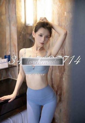 Girl Asiatiche che vogliono prendere cazzi  Pordenone