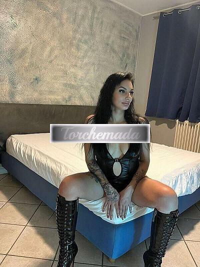 Girl Bellezza ed eleganza  Bolzano