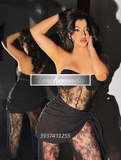 Girl Felina Sirena  Pisa