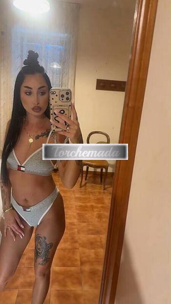 Girl Sexy Esibizionista  Piacenza