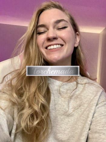 Girl Bionda da sfondare  Ancona