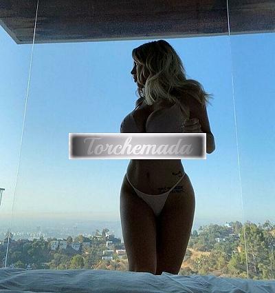 Girl Felina Amabile  Napoli