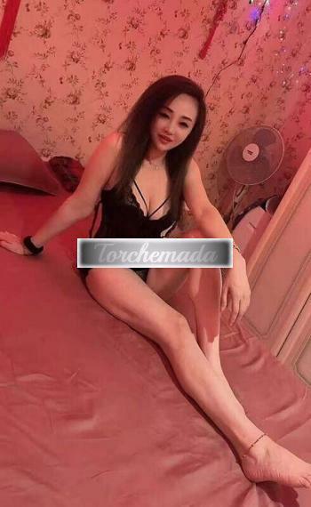 Girl Esplosiva Coinvolgente  Prato