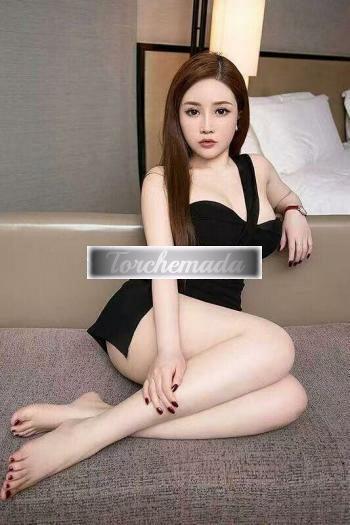 Girl Gran puttana giapponese  Fermo