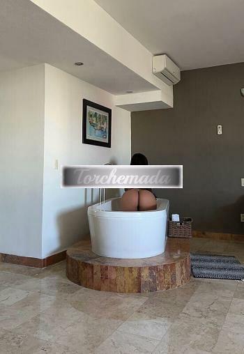 Girl Strepitosa Sensuale  Latina