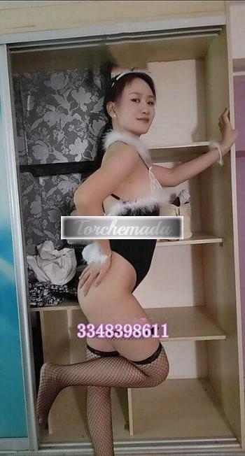 Girl Adoro lucidare cappelle  Lecco