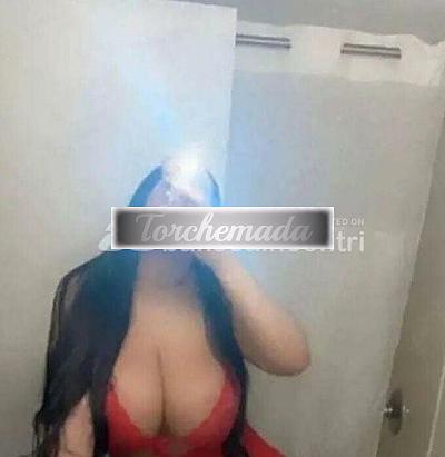 Girl Felina Coinvolgente  Napoli