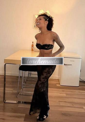 Girl Felina Maestra  Crotone