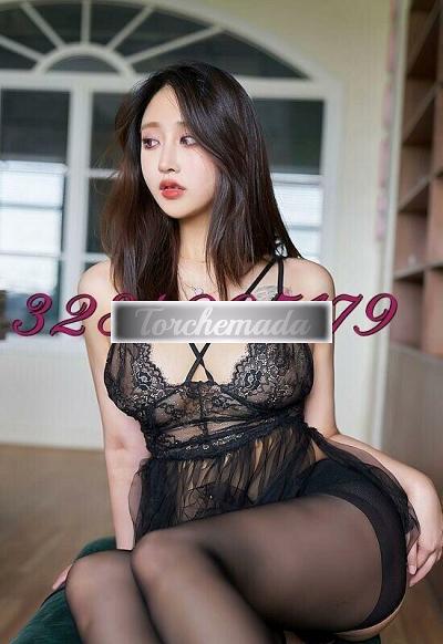 Girl Calda Attrice  Piacenza